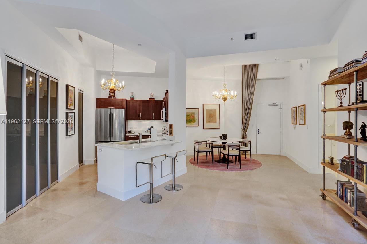 TURNBERRY VLG NO TOWER CO - Residential