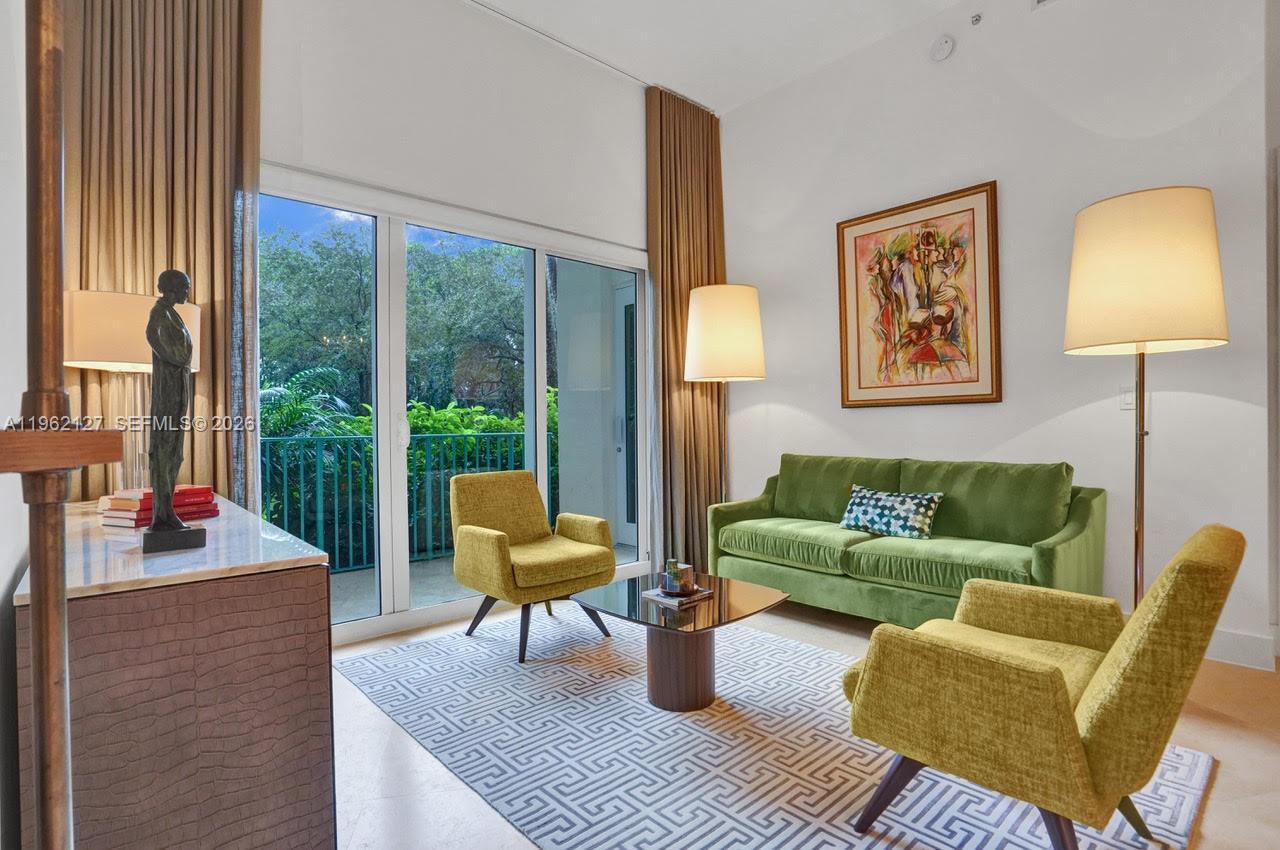 TURNBERRY VLG NO TOWER CO - Residential