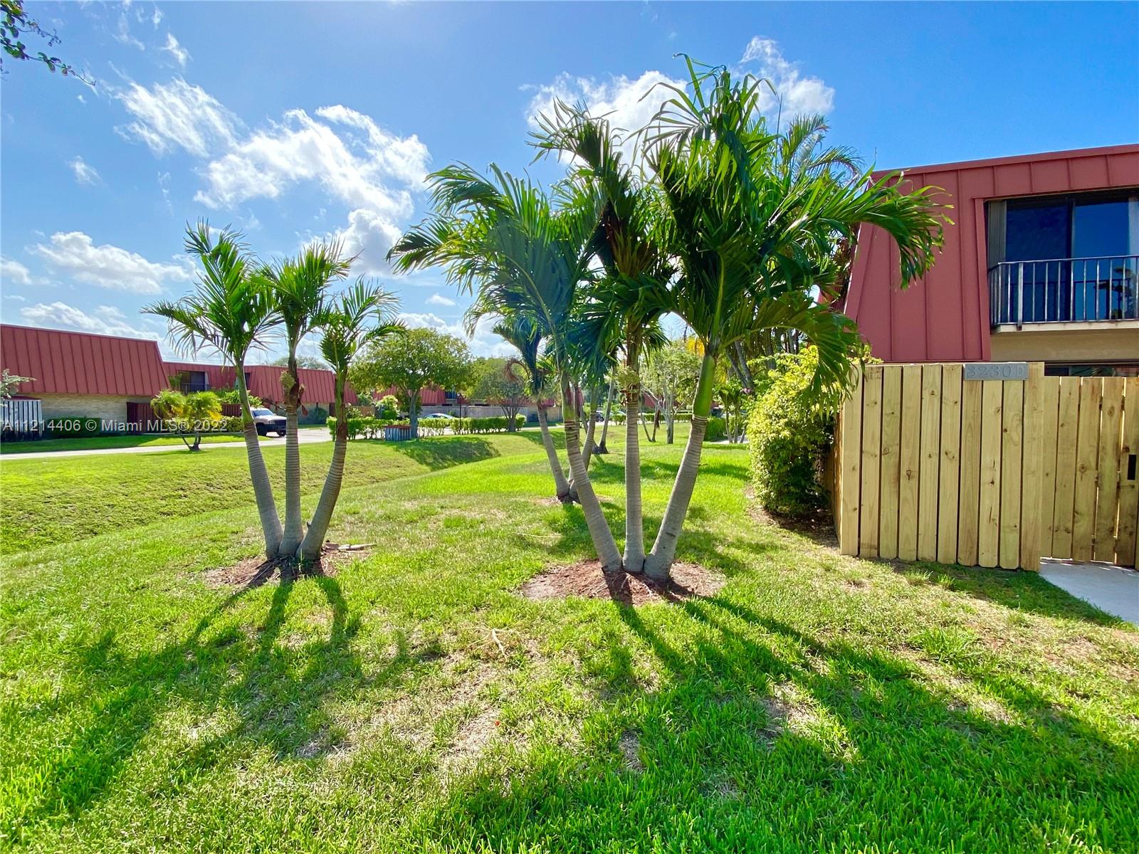 MERIDIAN PARK - Residential Lease