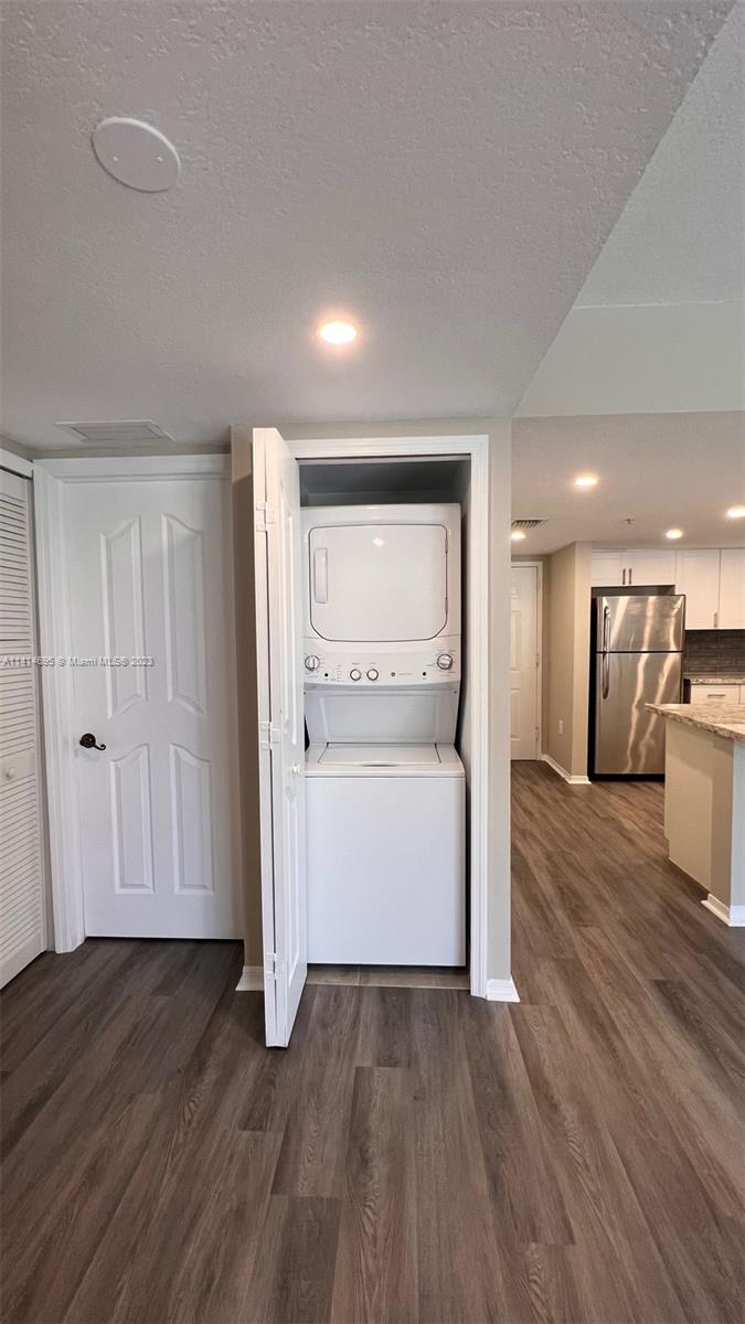 DIAMOND TOWER CONDO - Residential Lease
