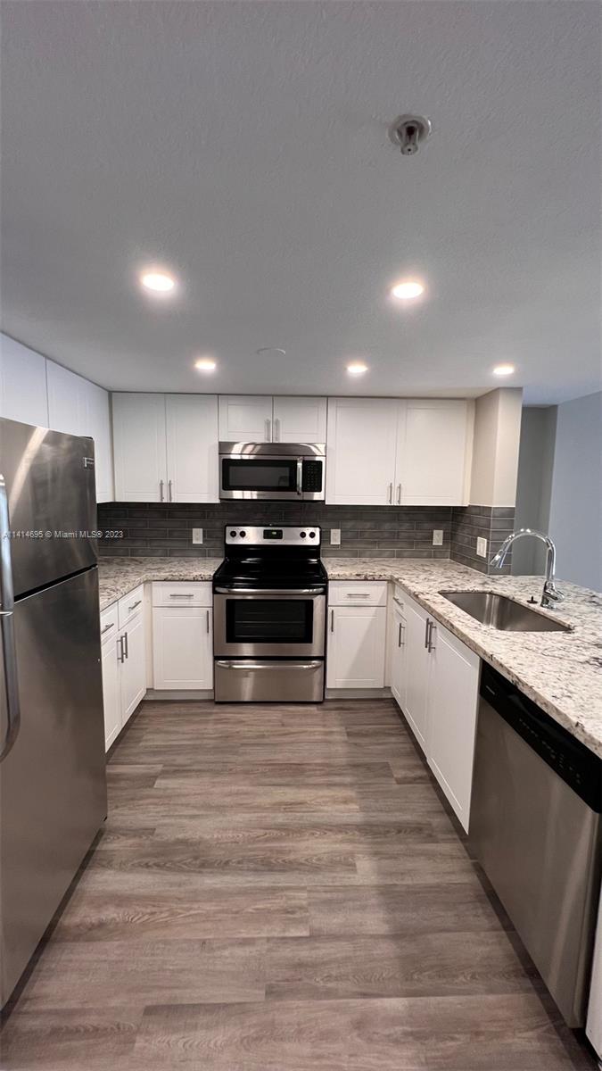 DIAMOND TOWER CONDO - Residential Lease