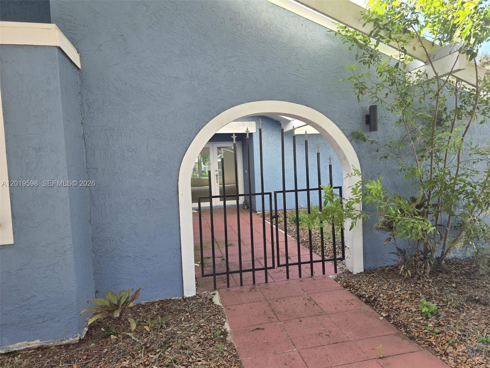 PORT LABELLE UNIT 5 - Residential