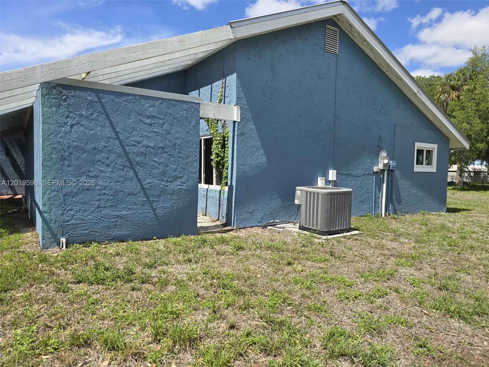 PORT LABELLE UNIT 5 - Residential