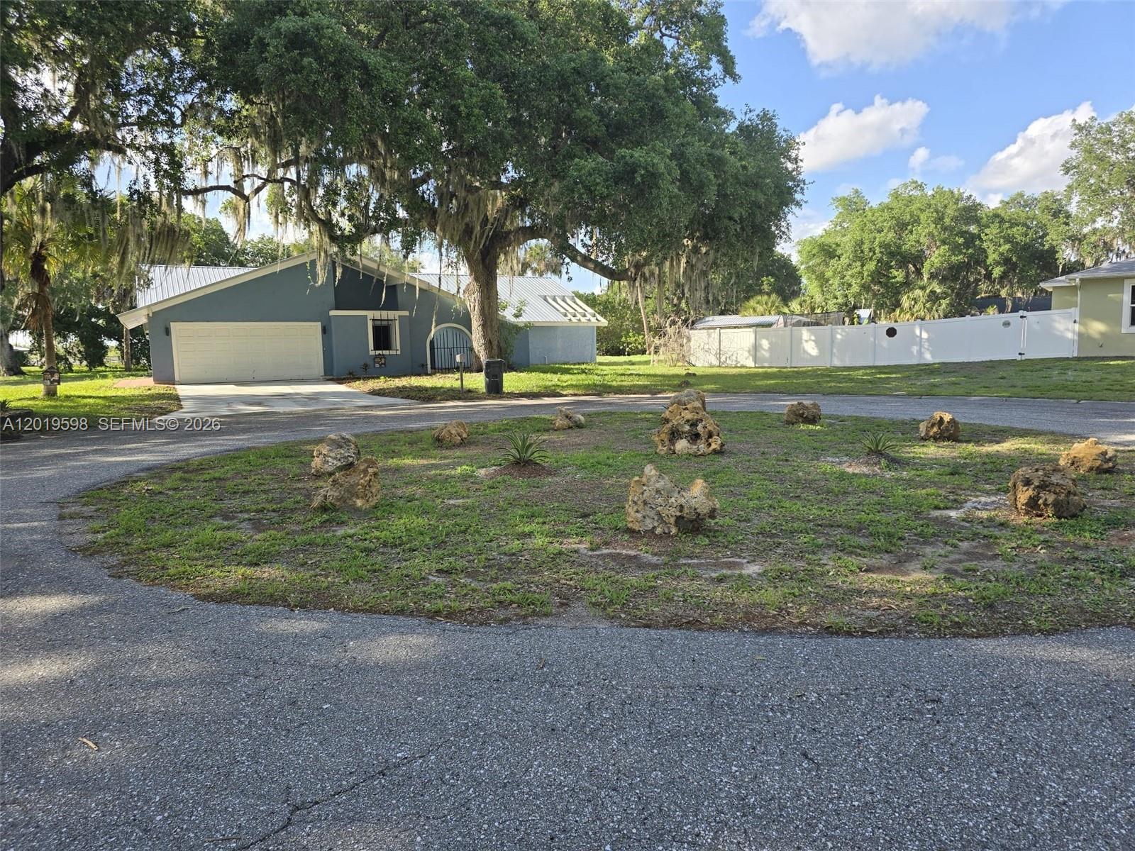 PORT LABELLE UNIT 5 - Residential