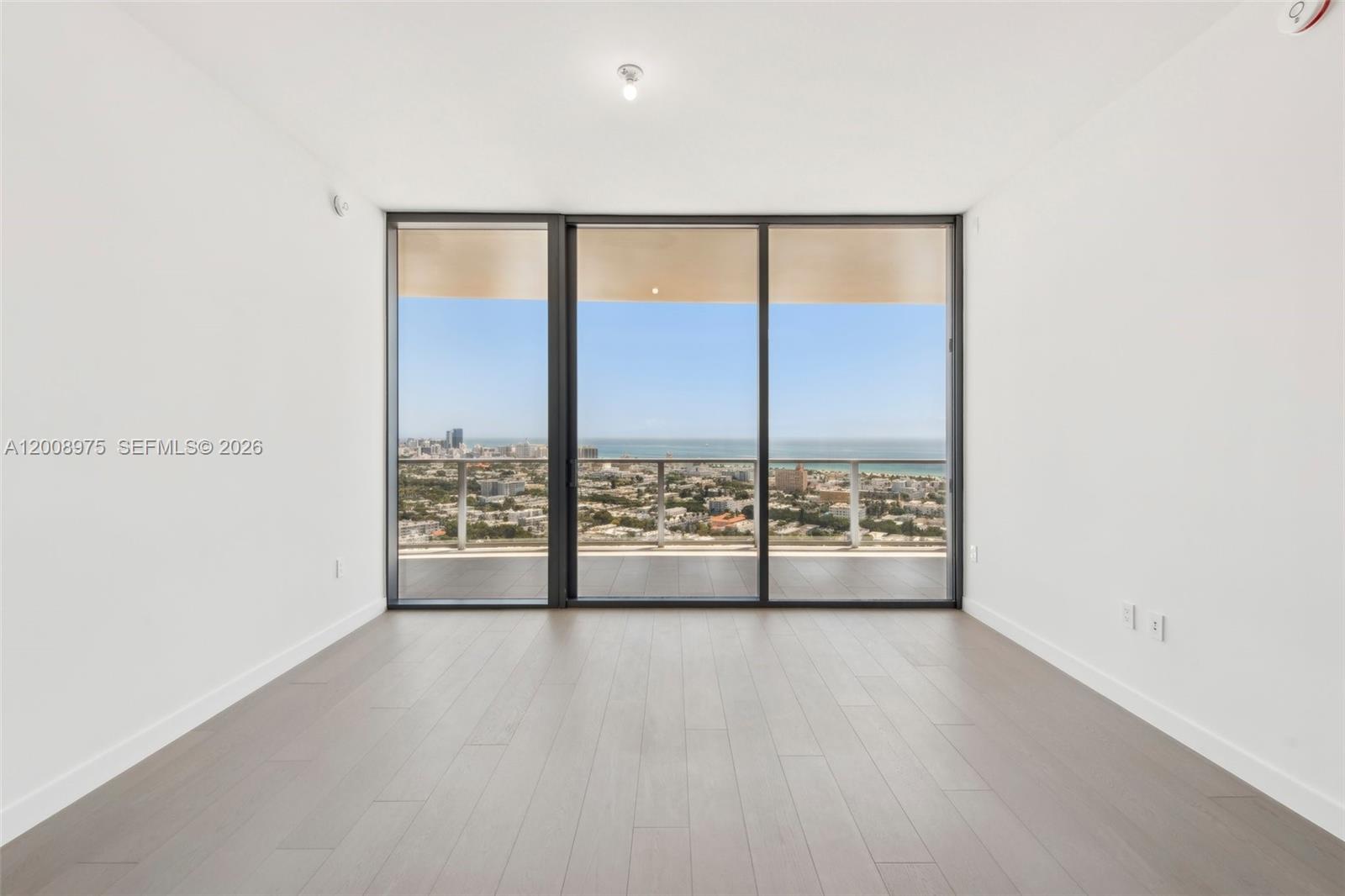 FIVE PARK CONDO - Residential