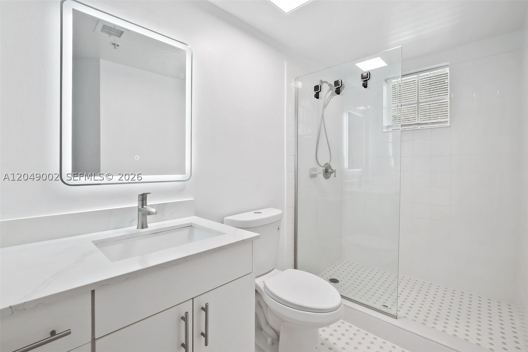PORTO BELLAGIO CONDO - Residential Lease