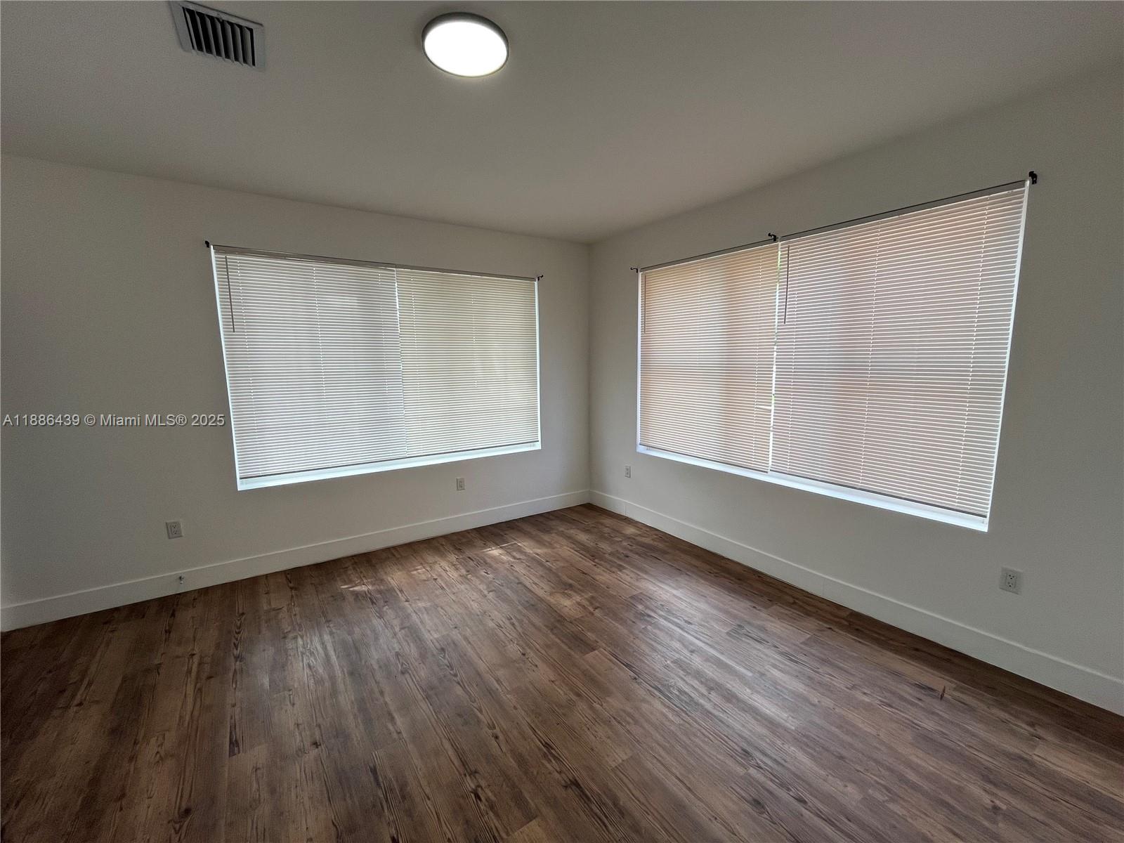 BRICKELL RIVERVIEW - Residential Lease