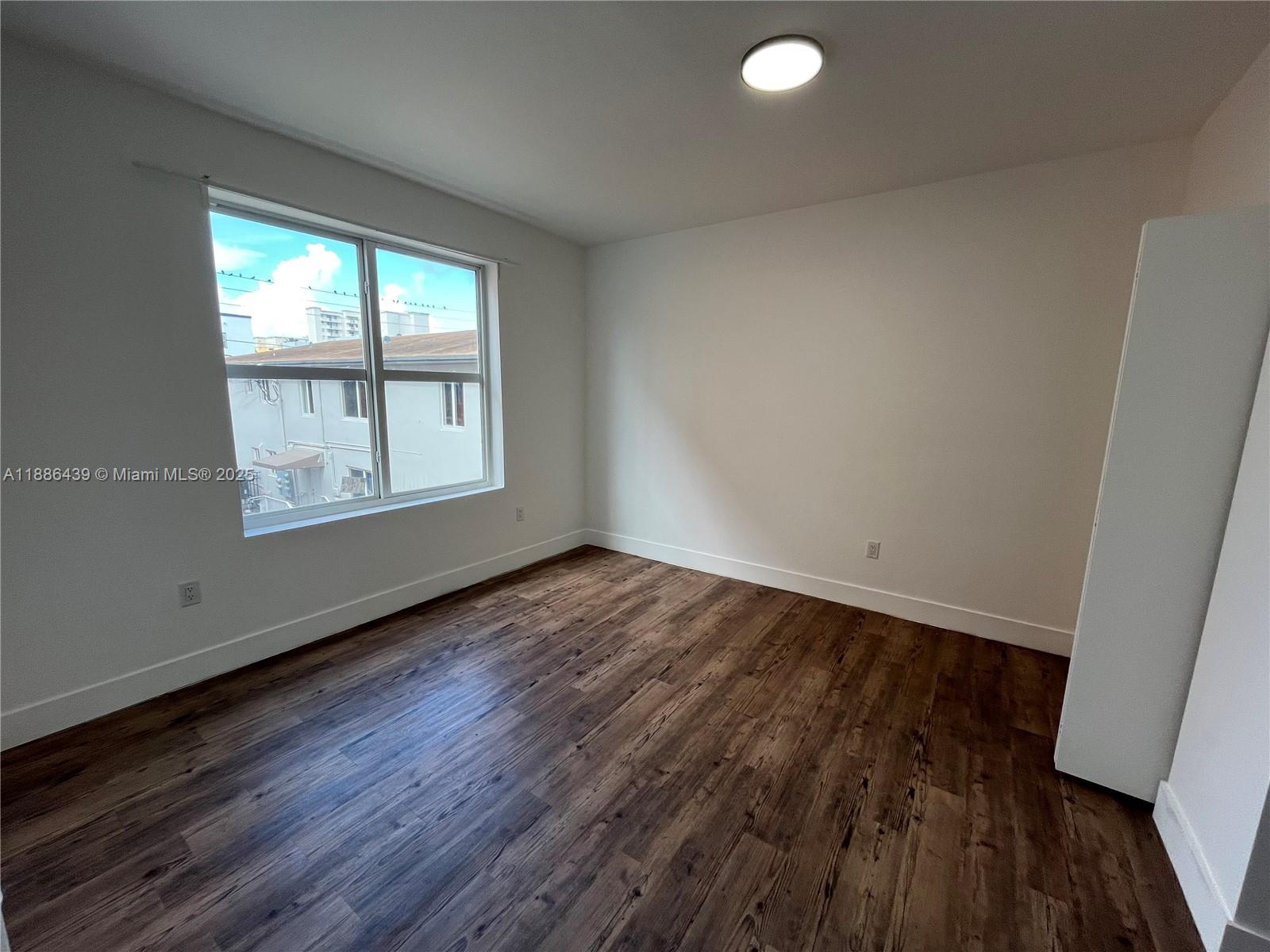 BRICKELL RIVERVIEW - Residential Lease