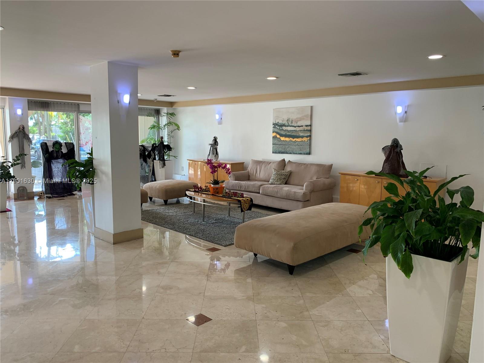 ISLAND PLACE AT NORTH BAY - Residential