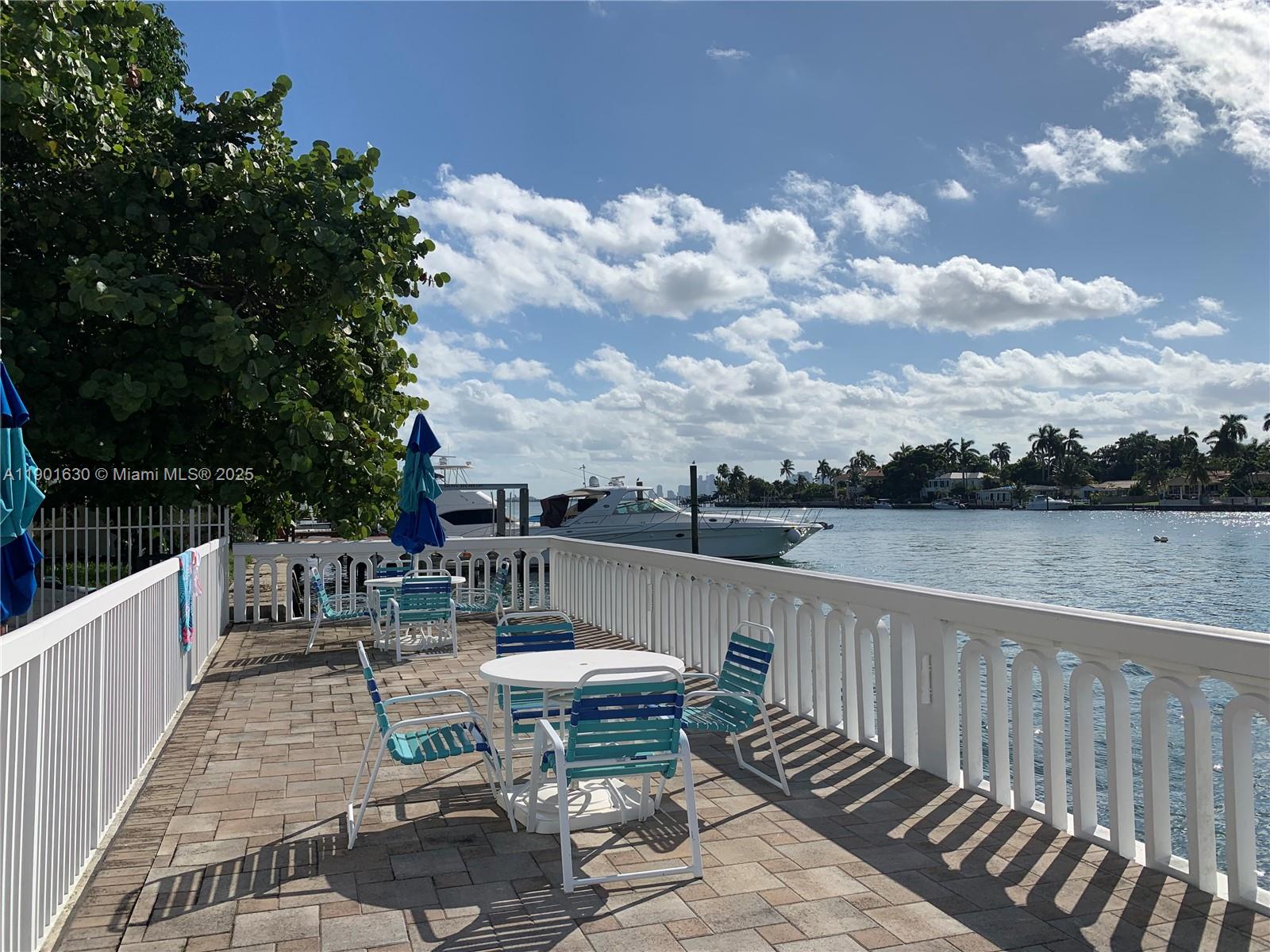 ISLAND PLACE AT NORTH BAY - Residential