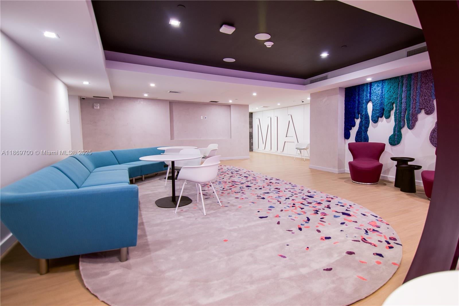 YOTELPAD MIAMI - Residential