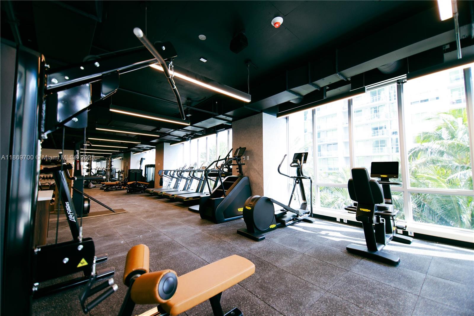 YOTELPAD MIAMI - Residential