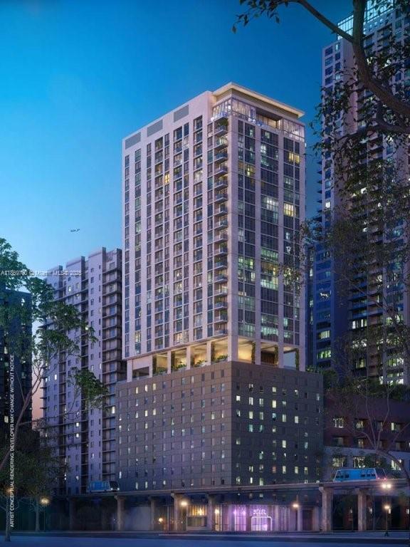 Newly built YOTELPad Miami in the heart of downtown, one block from Bayfront Park and directly across from the First Street Metromover station. A TURNKEY FULLY FURNISHED residence with spacious kitchen Smeg appliances, in-unit washer and dryer and a secure storage unit. Amenities include: rooftop residence Lounge, Pool and poolside bar, gym by Homage Fitness, and a restaurant, Mazeh, and many spaces to relax, play and socialize. Minutes from Miami International Airport, and immediately adjacent to neighborhoods like Wynwood and Brickell, your home is truly at the center of it all.