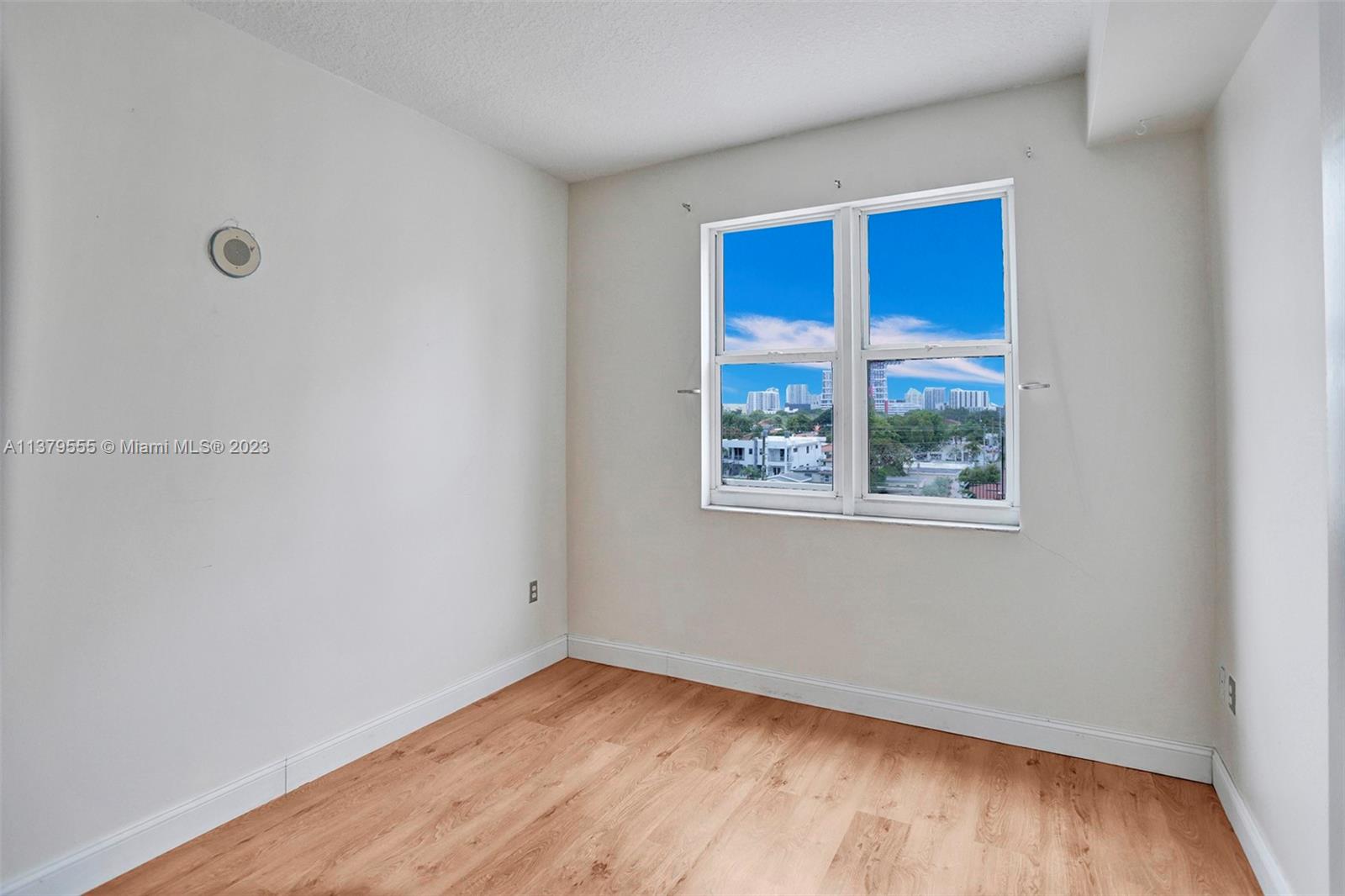 THE ASTON CONDO - Residential Lease