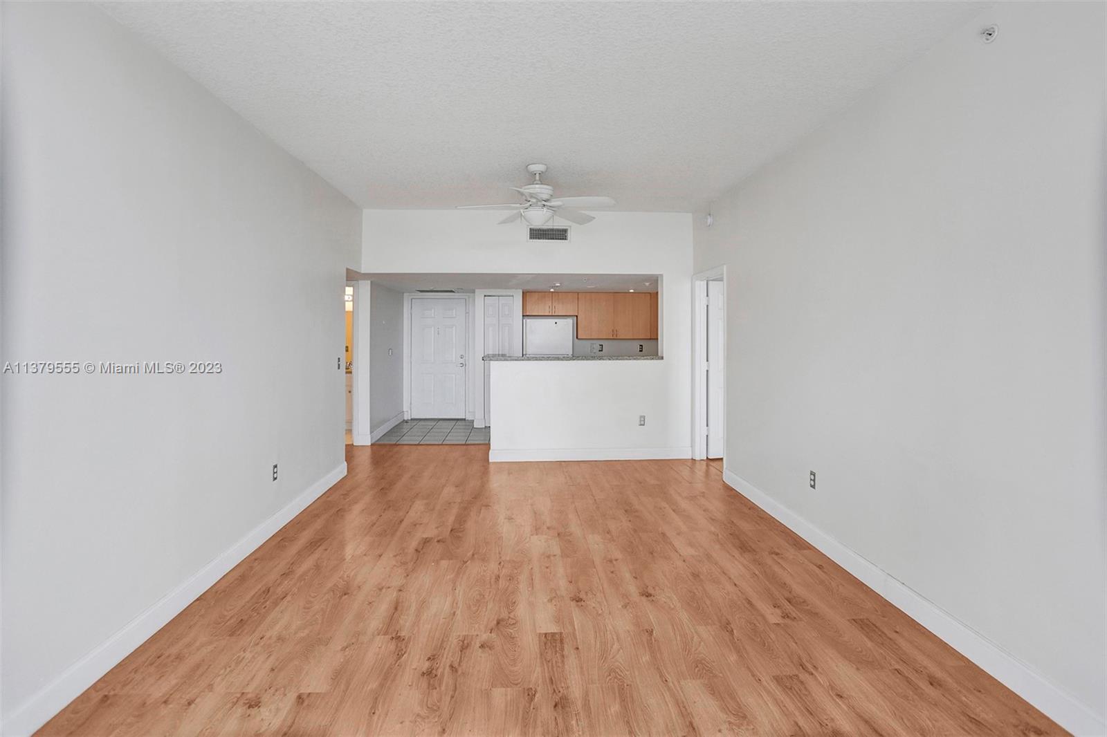 THE ASTON CONDO - Residential Lease