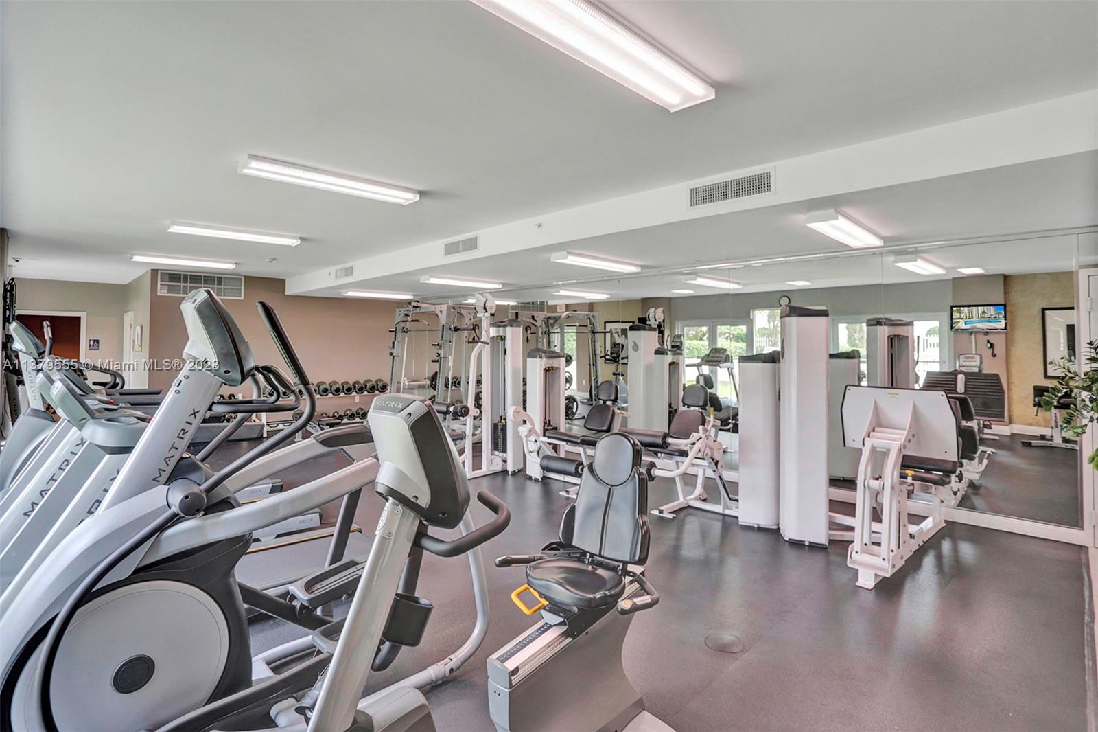 THE ASTON CONDO - Residential Lease