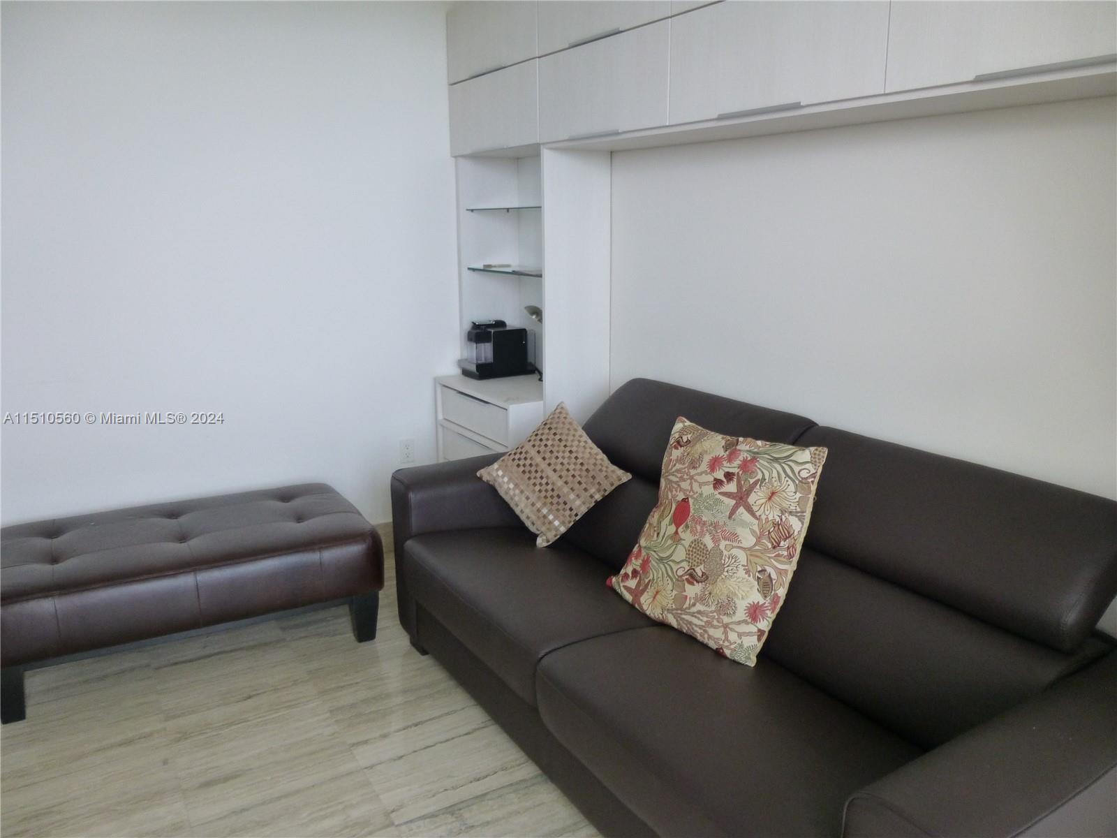 TDR TOWER II CONDO - Residential