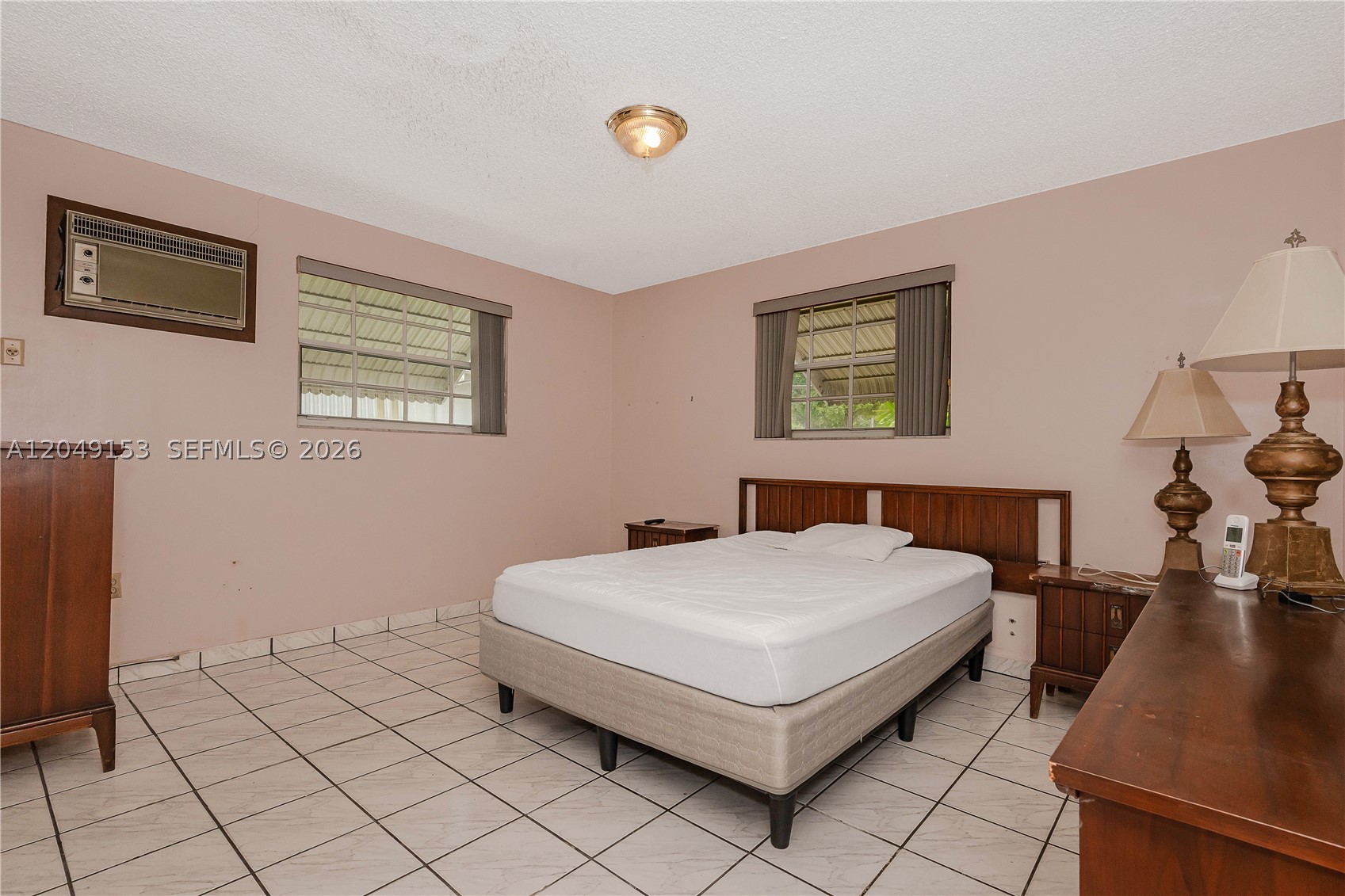 ANACRIS ADDN TO HIALEAH R - Residential