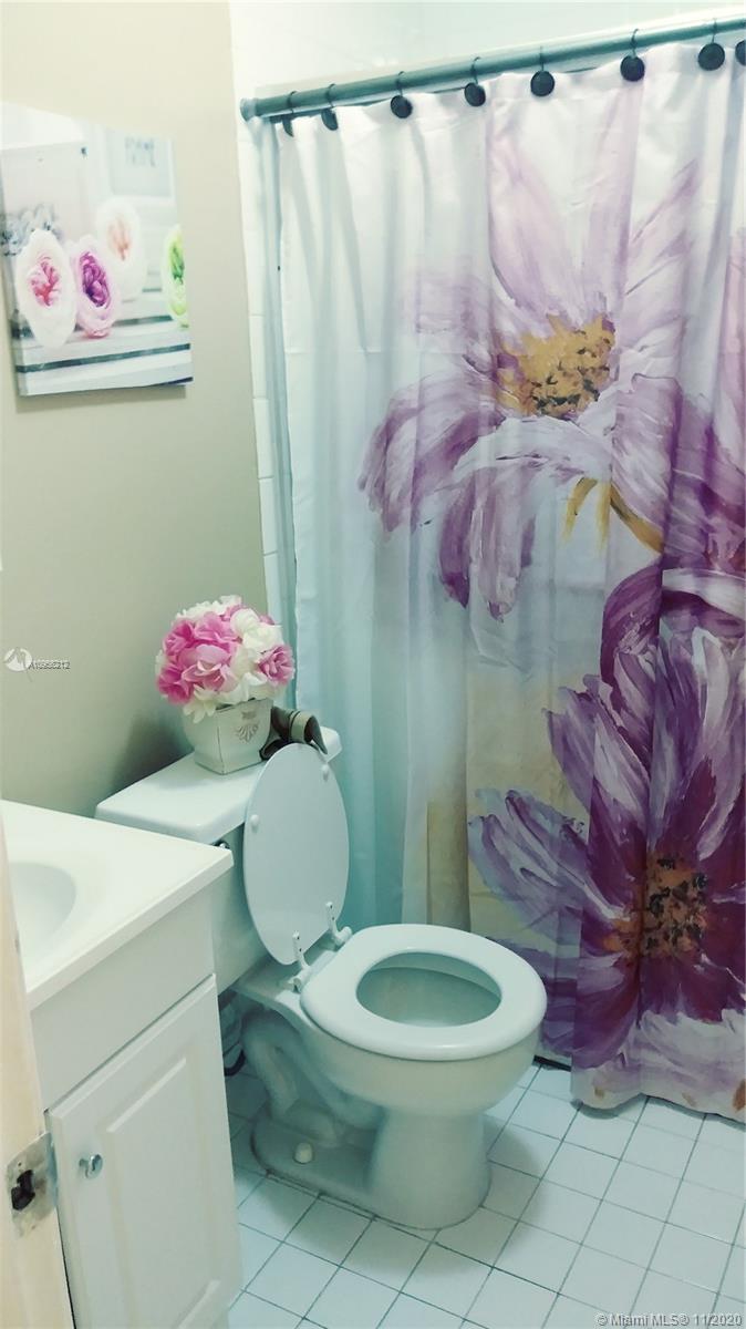 VILLA VERANDA CONDO - Residential Lease