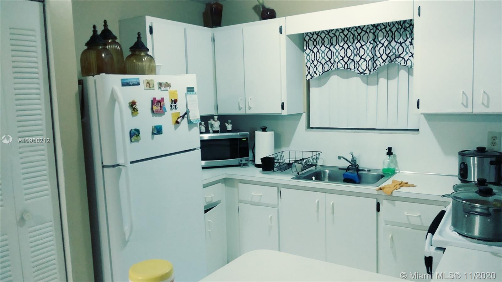 VILLA VERANDA CONDO - Residential Lease