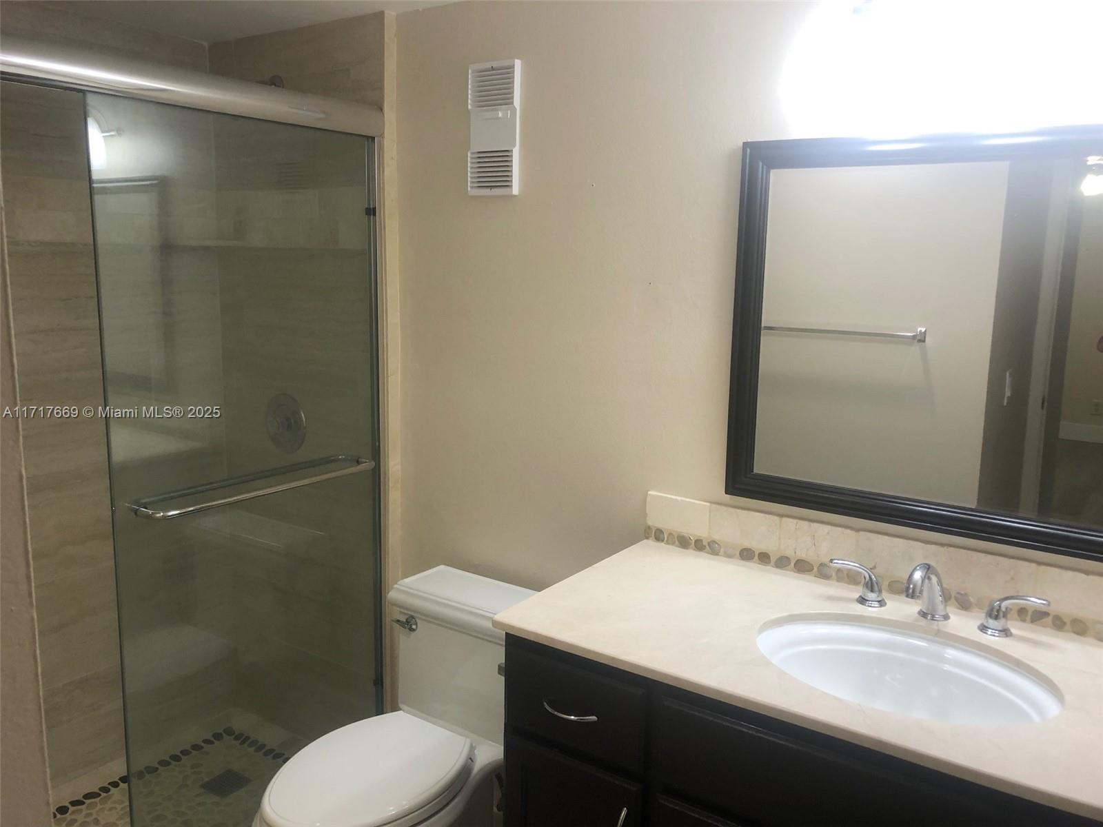 WOOD HUE II CONDO - Residential Lease
