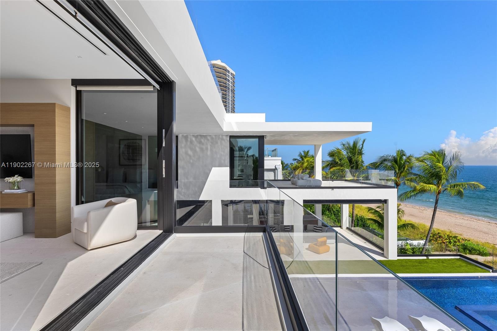 LAUDERDALE BEACH - Residential