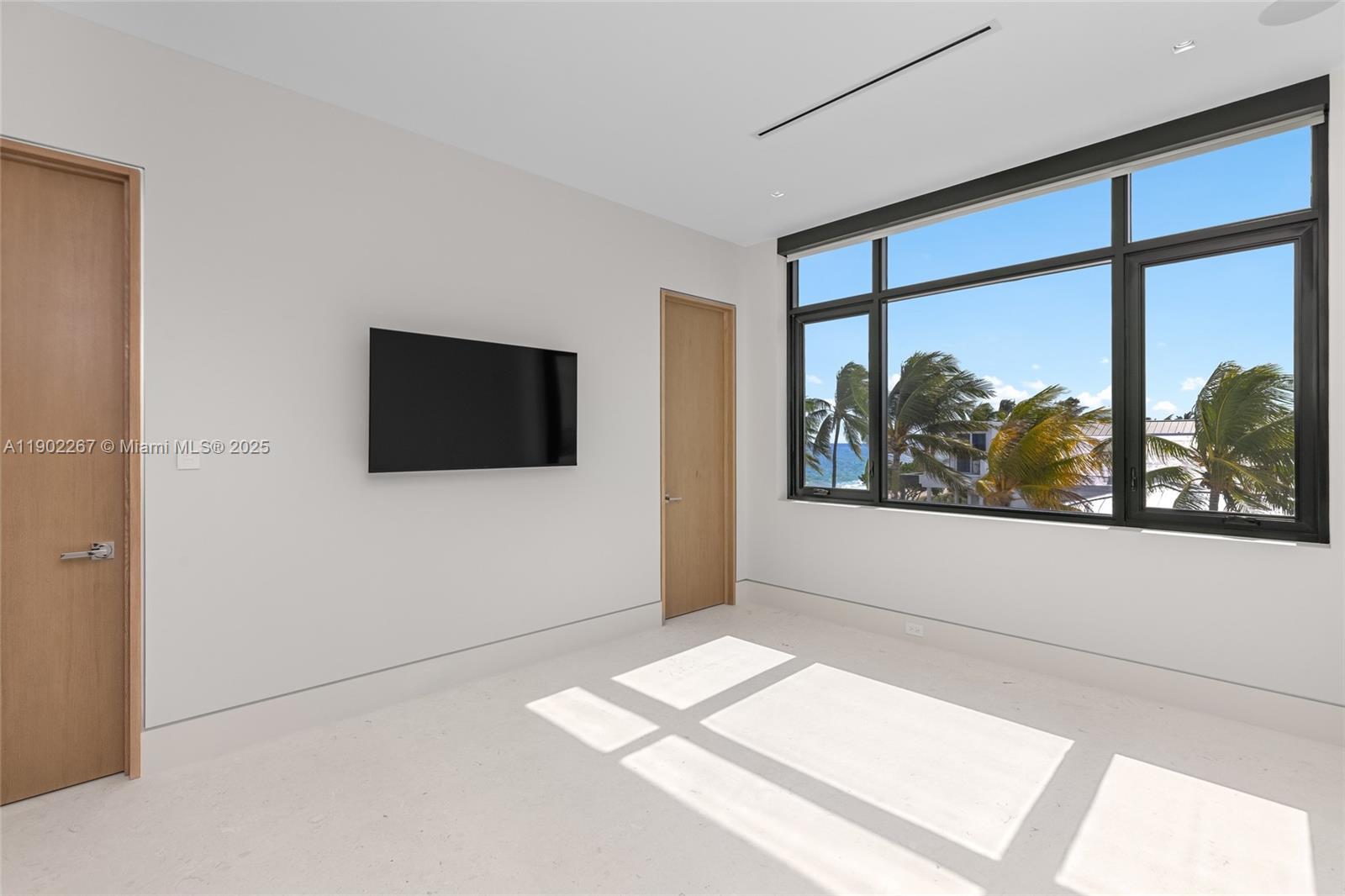 LAUDERDALE BEACH - Residential