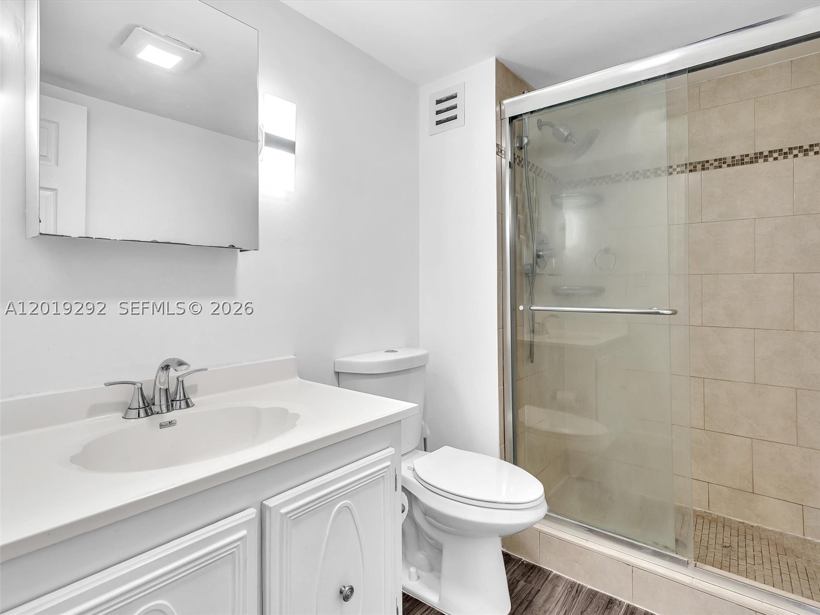 WATERSIDE TOWERS CONDO - Residential