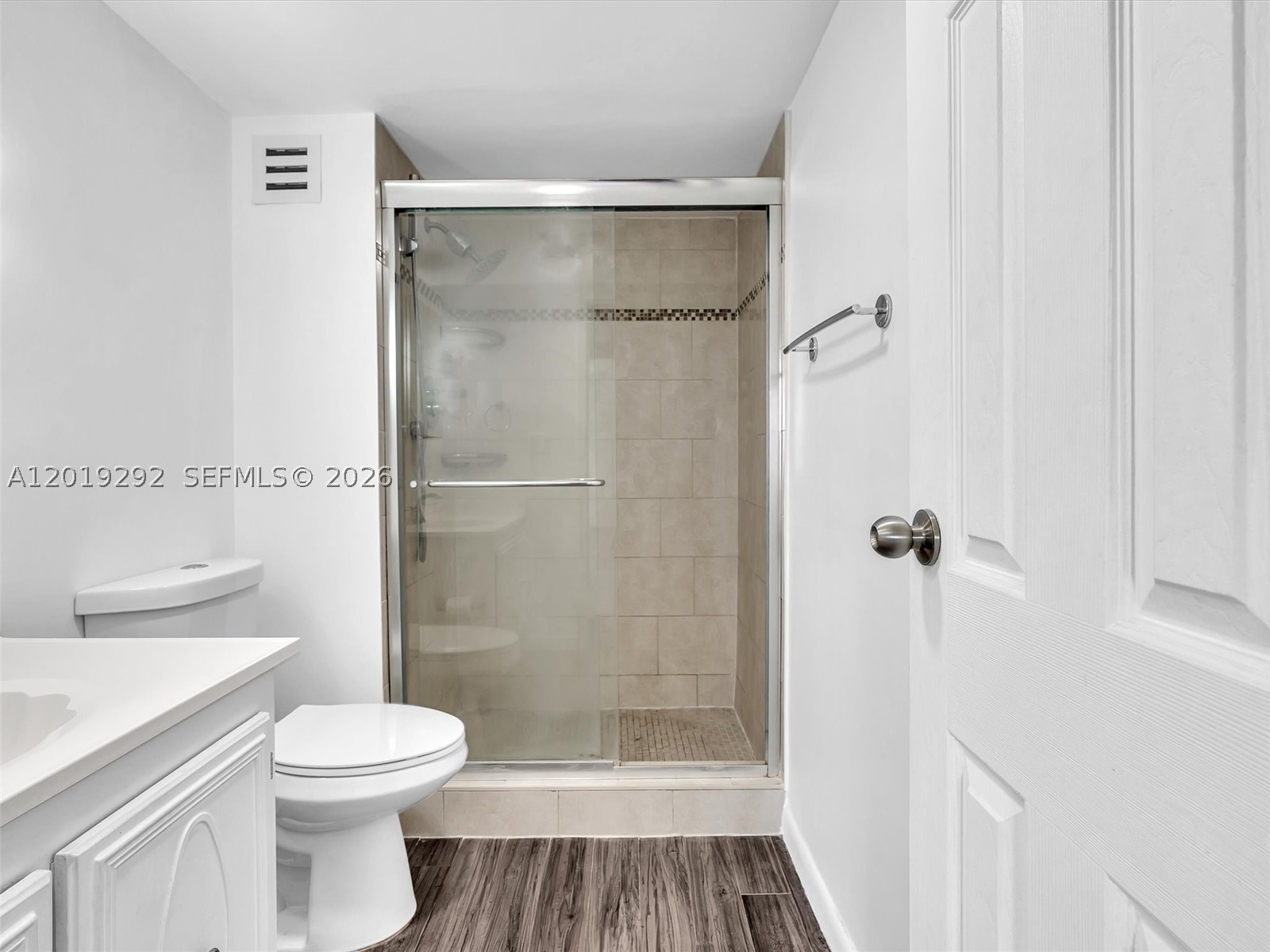WATERSIDE TOWERS CONDO - Residential