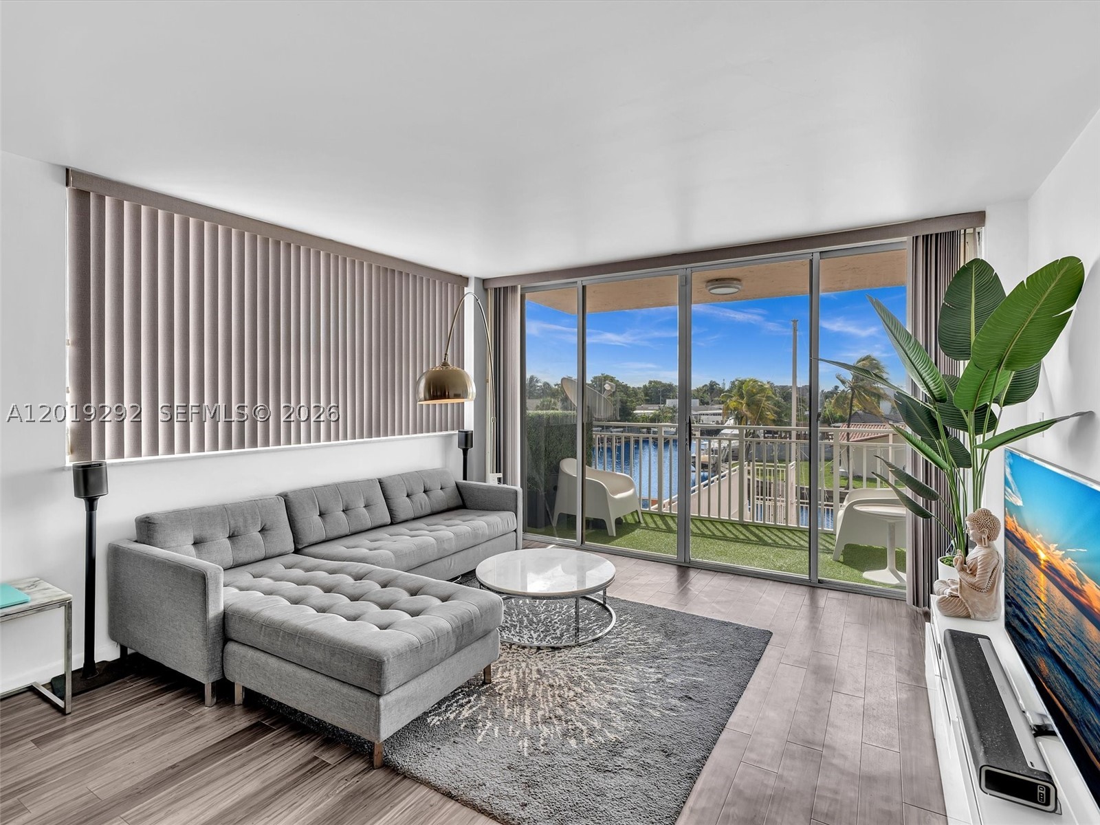 WATERSIDE TOWERS CONDO - Residential