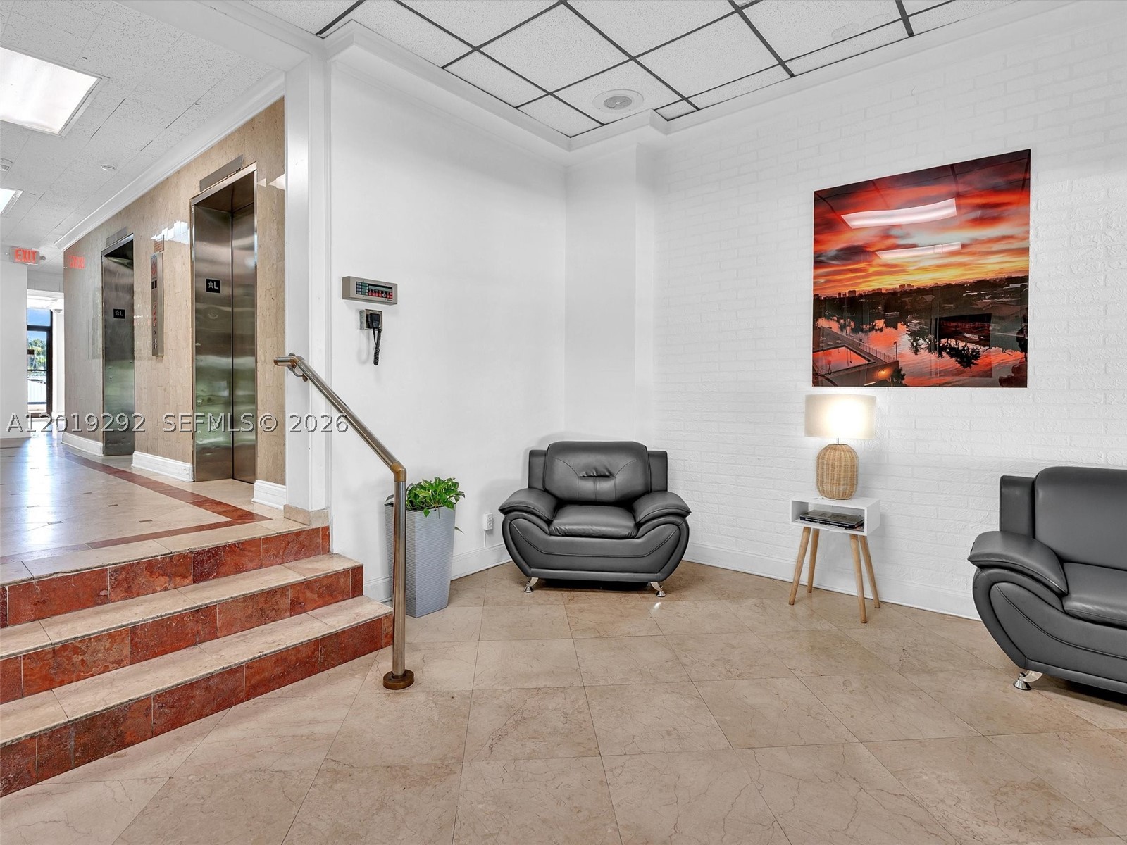 WATERSIDE TOWERS CONDO - Residential