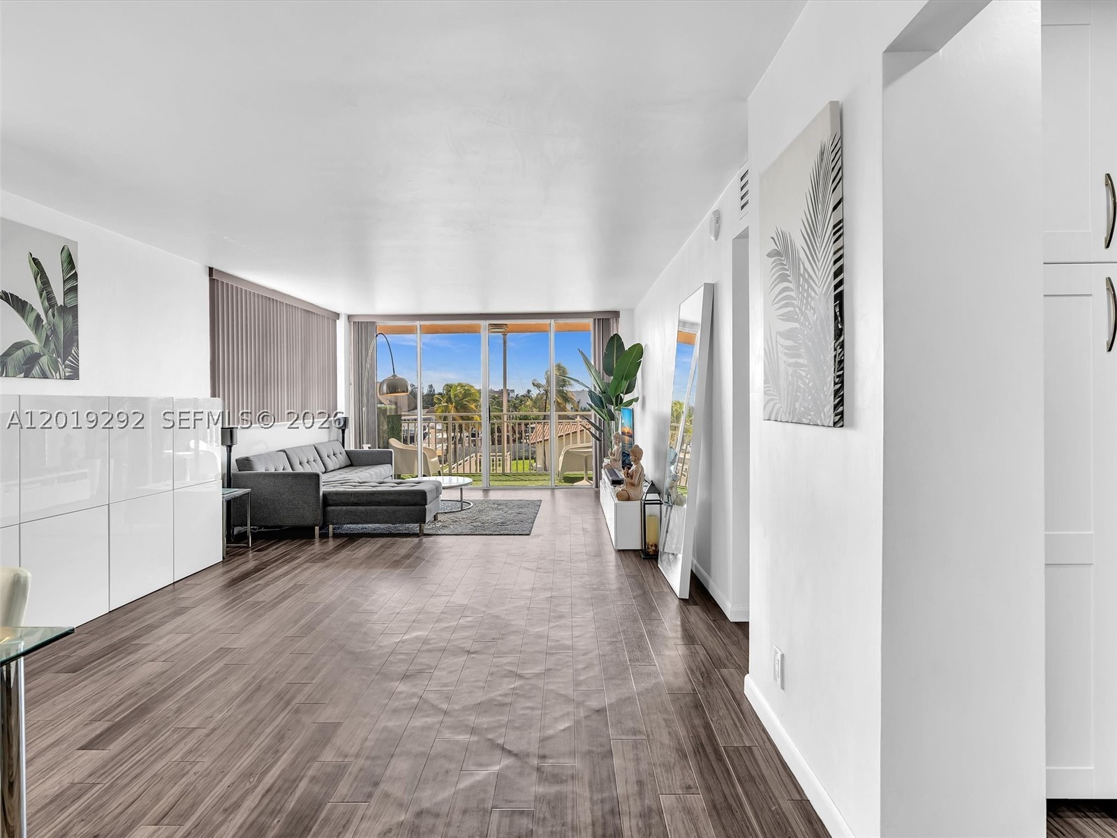 WATERSIDE TOWERS CONDO - Residential