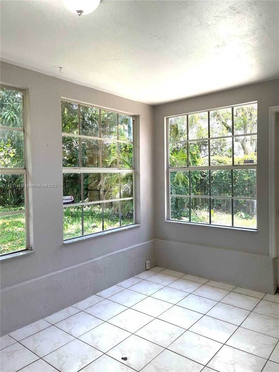 SUNRISE GOLF VILLAGE SECO - Residential