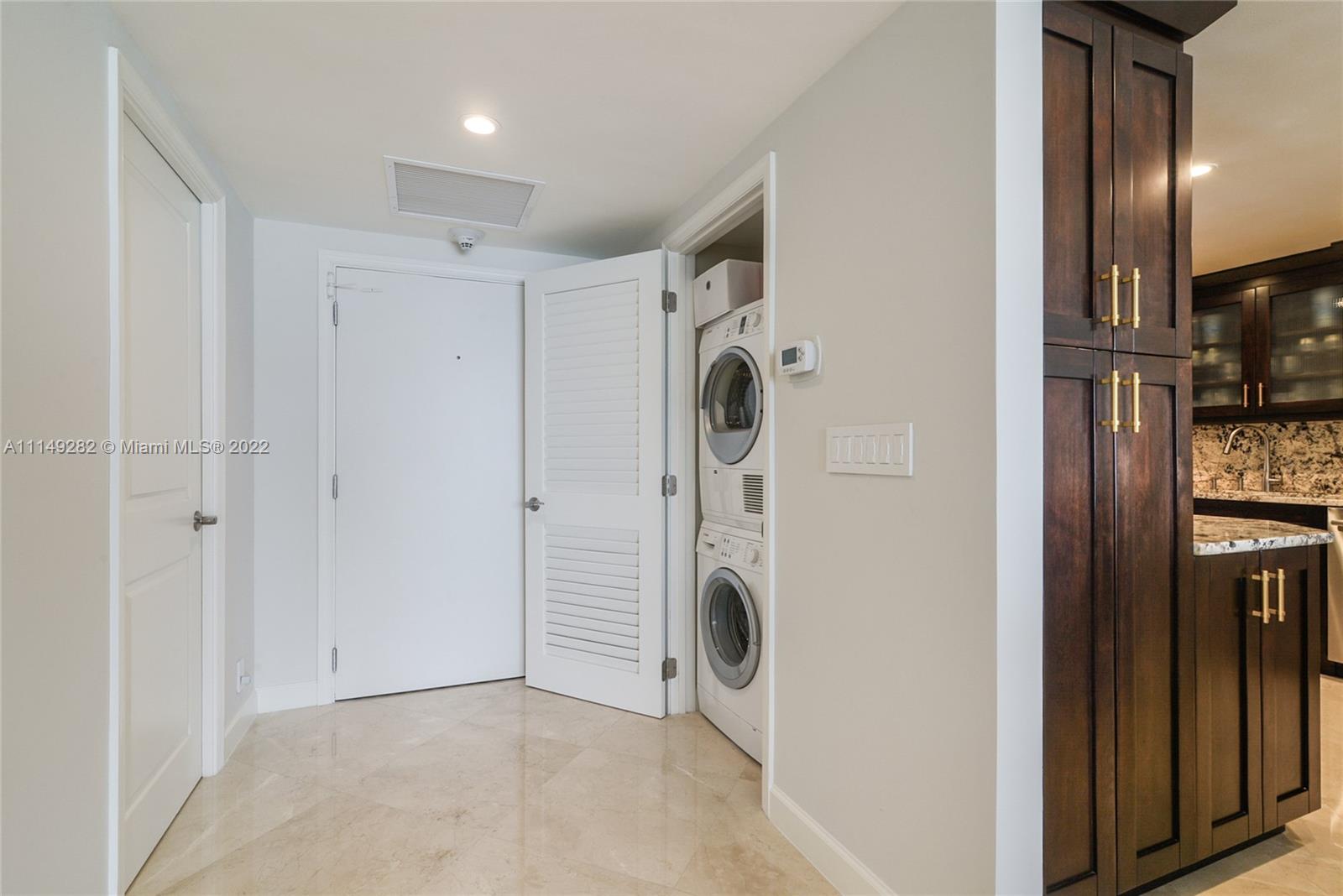 POINT OF AMERICAS - Residential Lease