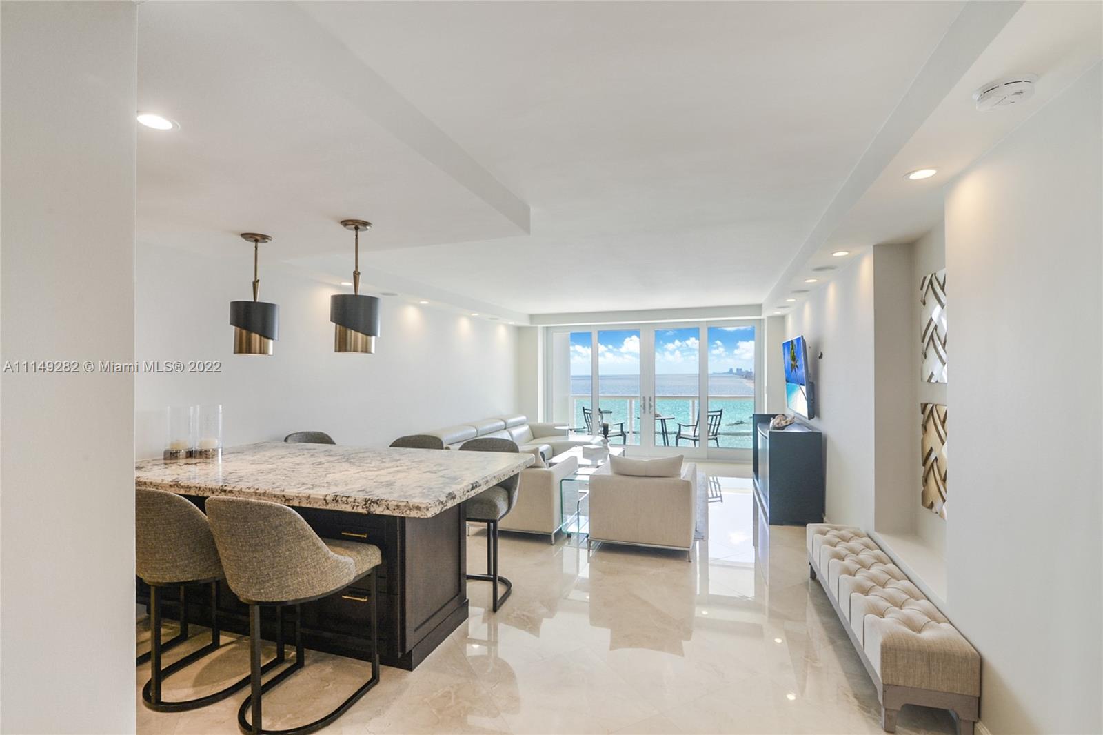 POINT OF AMERICAS - Residential Lease