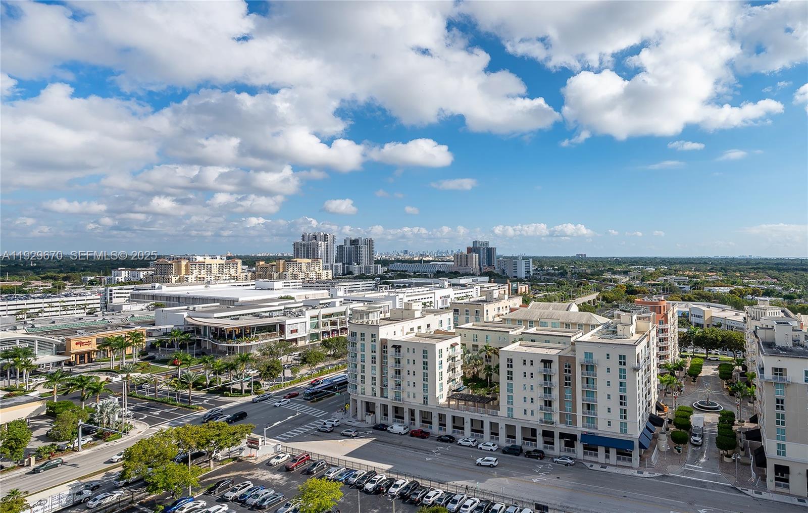 TOSCANO CONDO - Residential