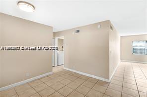 TOWNHOMES OF PLANTATION - Residential Lease
