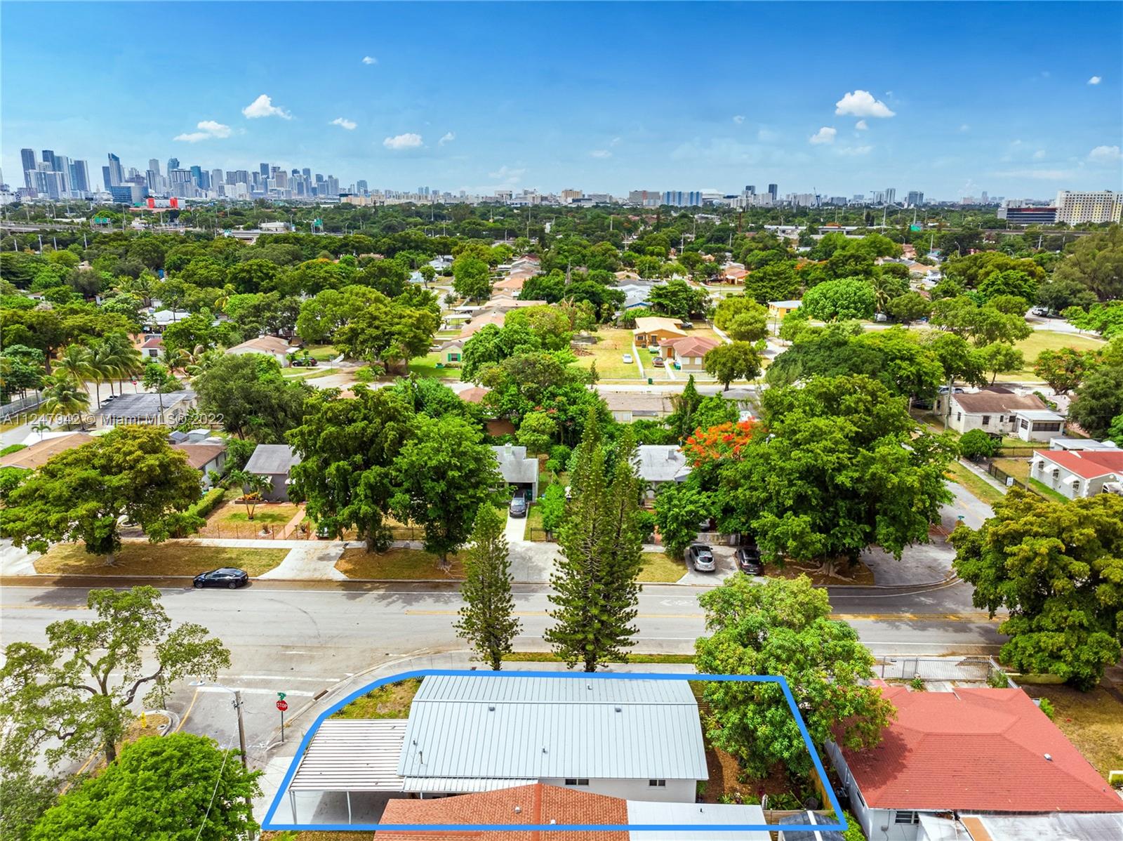 CRESTWOOD - Residential