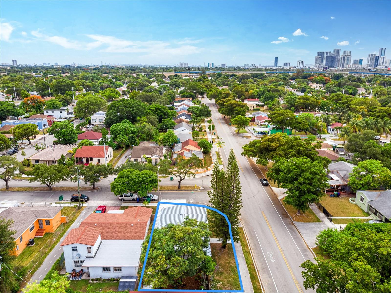 CRESTWOOD - Residential