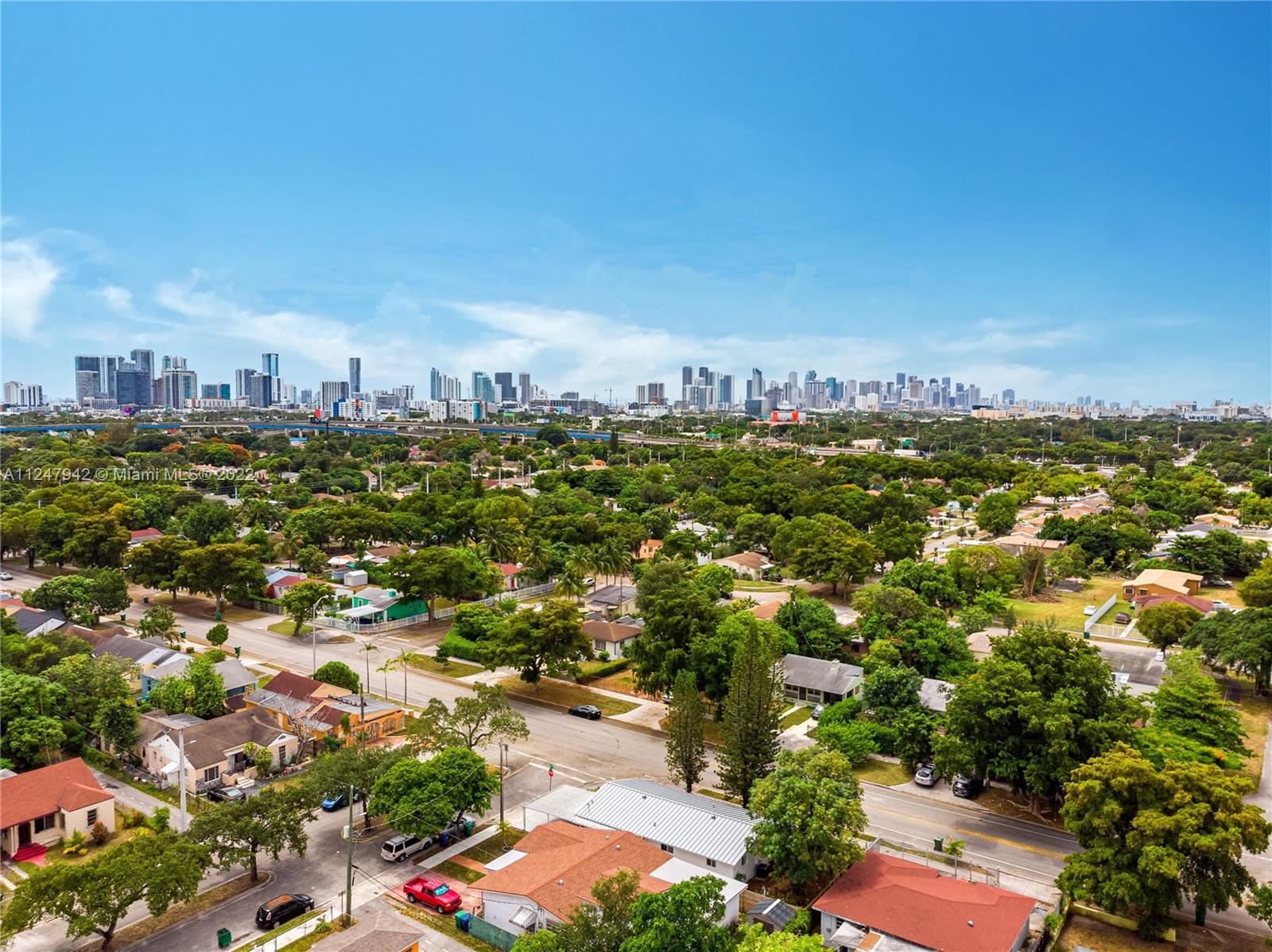 CRESTWOOD - Residential