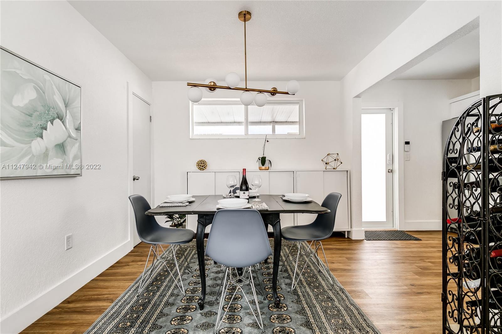 CRESTWOOD - Residential
