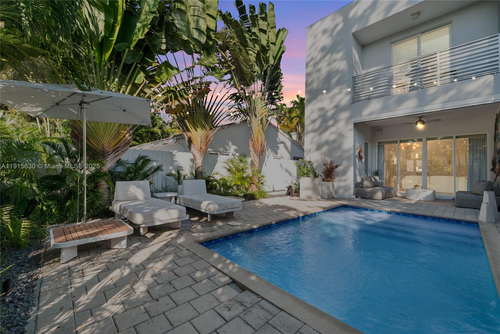 THE ROADS TOWNHOMES CONDO - Residential