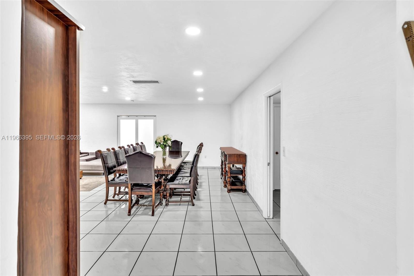 ALTOS DEL MAR NO 6 - Residential