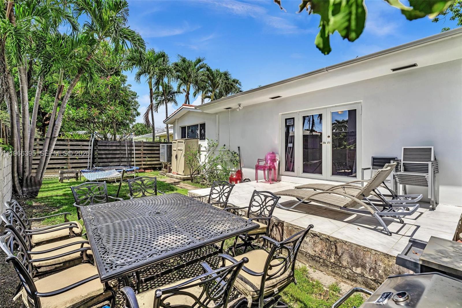 ALTOS DEL MAR NO 6 - Residential
