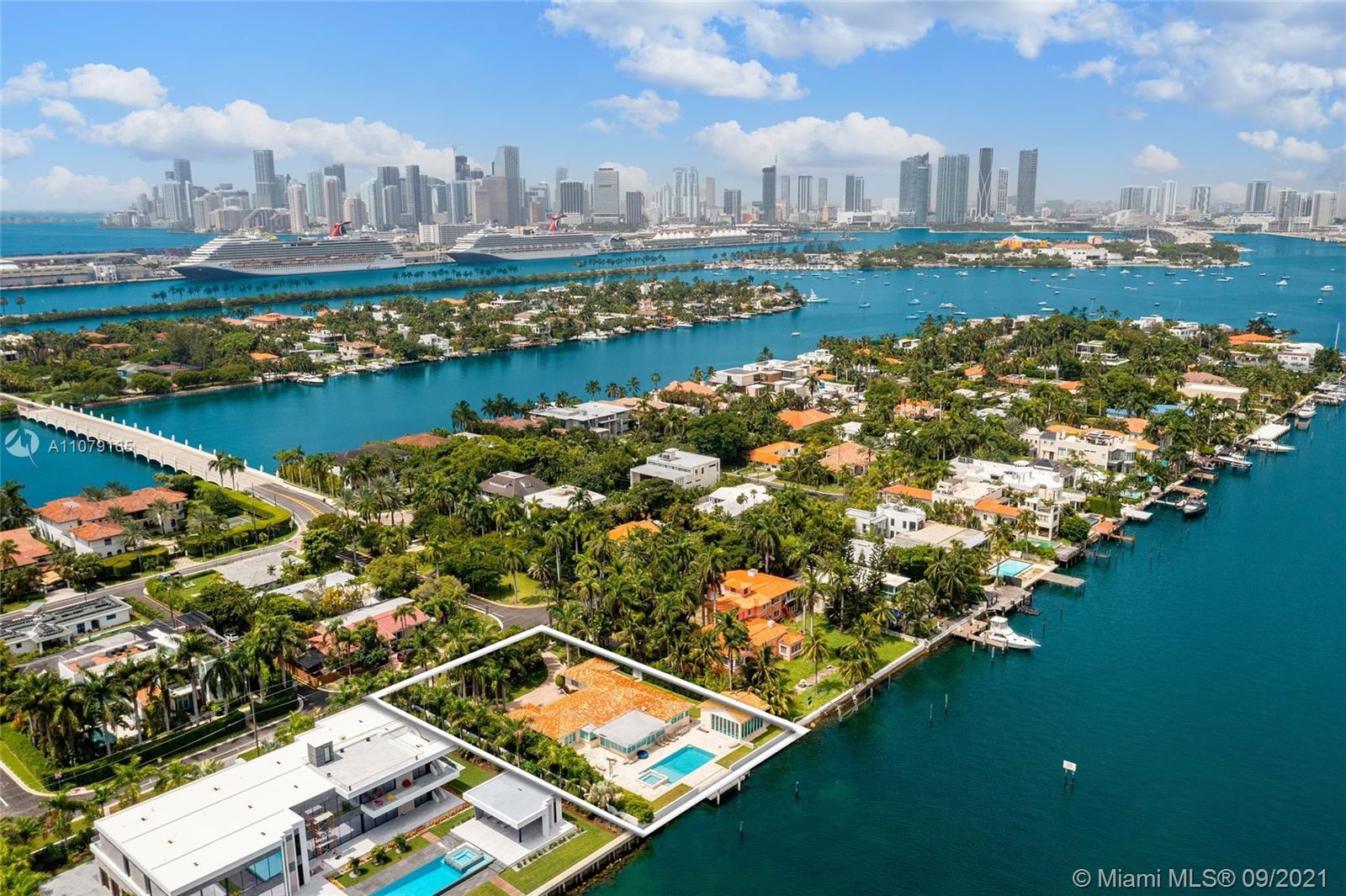 Live in Miami Beach's prestigious Hibiscus Island. Build your dream home with 120 feet of water frontage and 21, 000 square feet of land--the potential is limitless! Purchase this lot separately, or bundle with neighboring lot for a total of 270 feet of water frontage and 47, 250 square feet of land.