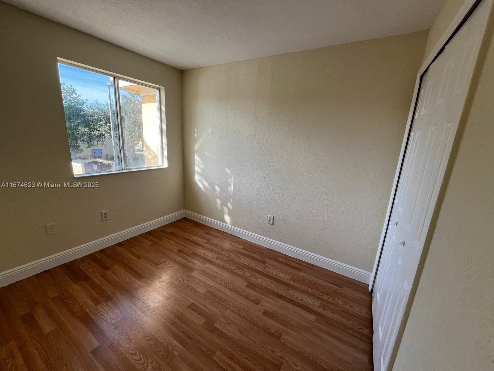 SHOMA TOWNHOMES AT KEYSCO - Residential Lease