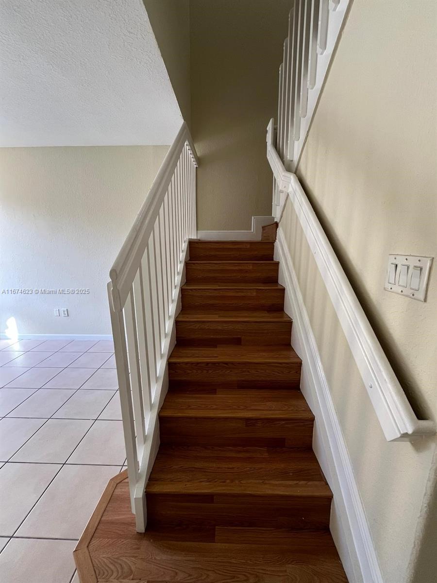 SHOMA TOWNHOMES AT KEYSCO - Residential Lease