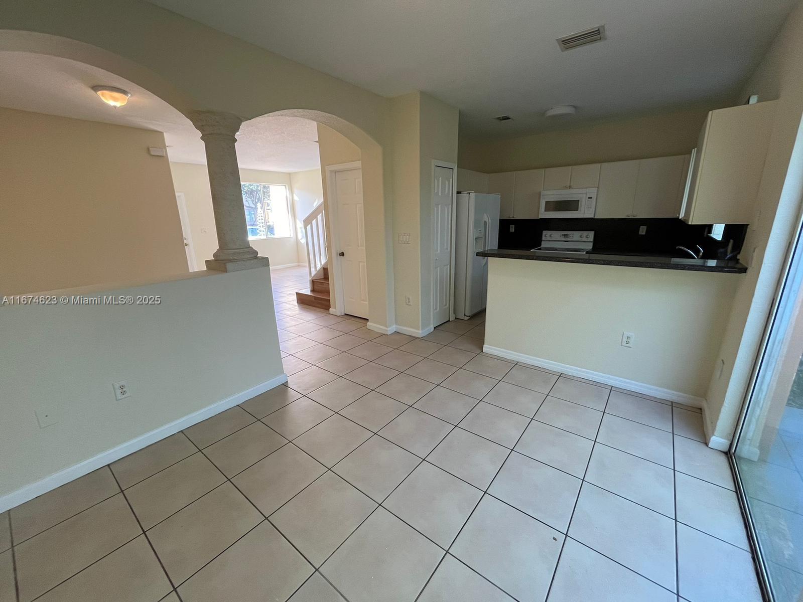 SHOMA TOWNHOMES AT KEYSCO - Residential Lease