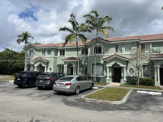 SHOMA TOWNHOMES AT KEYSCO - Residential Lease