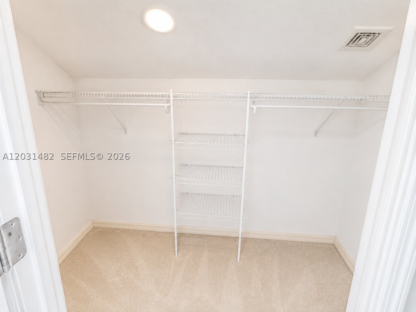 BREAKERS LANDING - Residential Lease